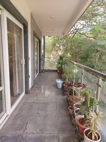 Balcony in 4 BHK Builder Floor at Tanvi villa, Sector 45 – for Rent