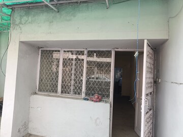  3.5 BHK Apartment at Mayur Vihar – for Rent