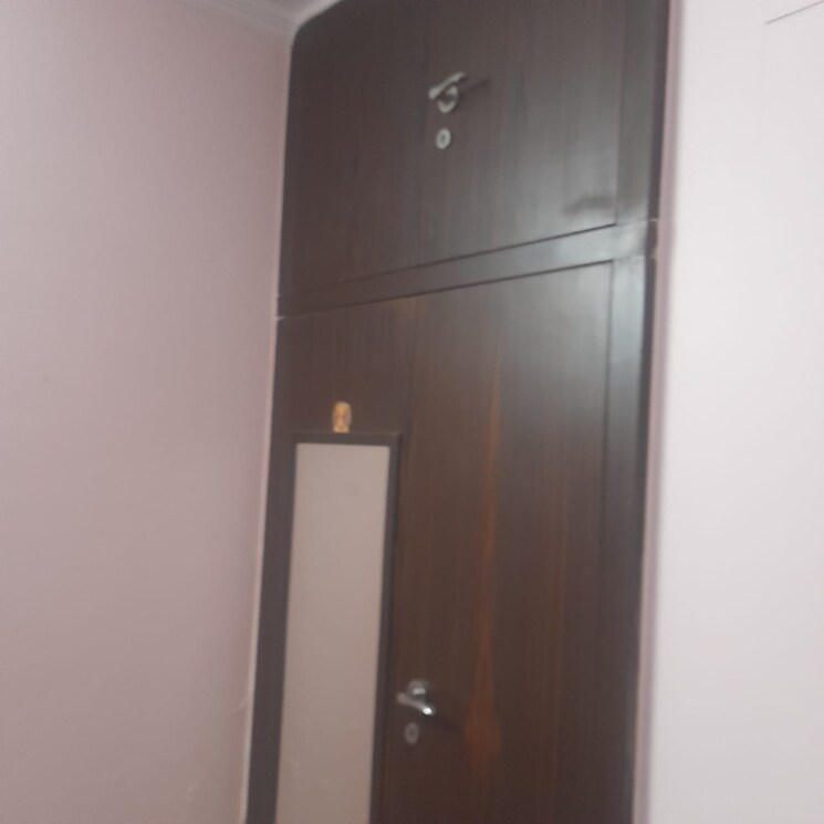 Other, mayur vihar 3.5 Bedroom 1450 Sq.Ft. Apartment In Mayur Vihar Delhi 9478616