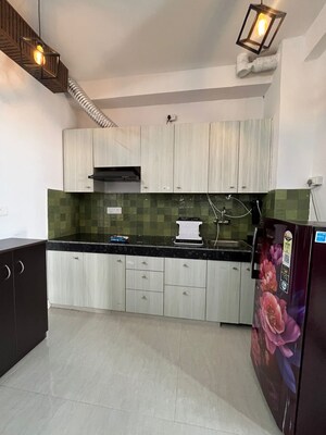 Kitchen in 1 BHK Builder Floor at Sector 40 – for Rent