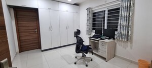 Master Bedroom in 2 BHK Builder Floor at Kondapur – for Rent