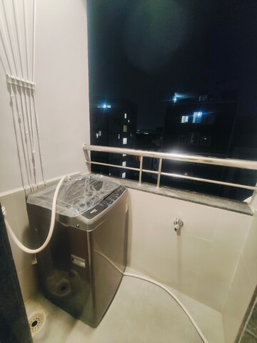 Master Bedroom in 1 BHK Builder Floor at Kondapur – for Rent