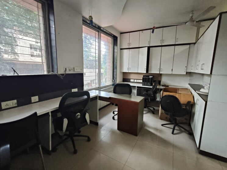 Team Area, ghole road Commercial Office Space 850 Sq.Ft. In Ghole Road Pune 9478639