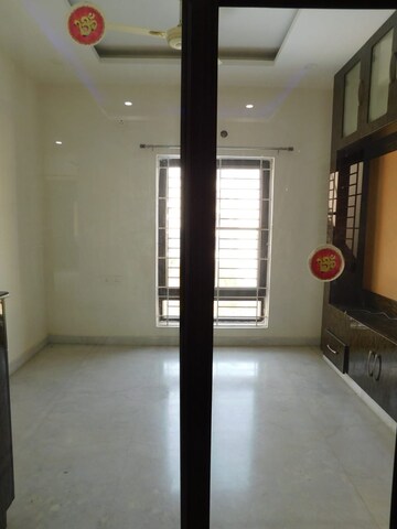 Building Lobby in 4 BHK Builder Floor at Kondapur – for Rent
