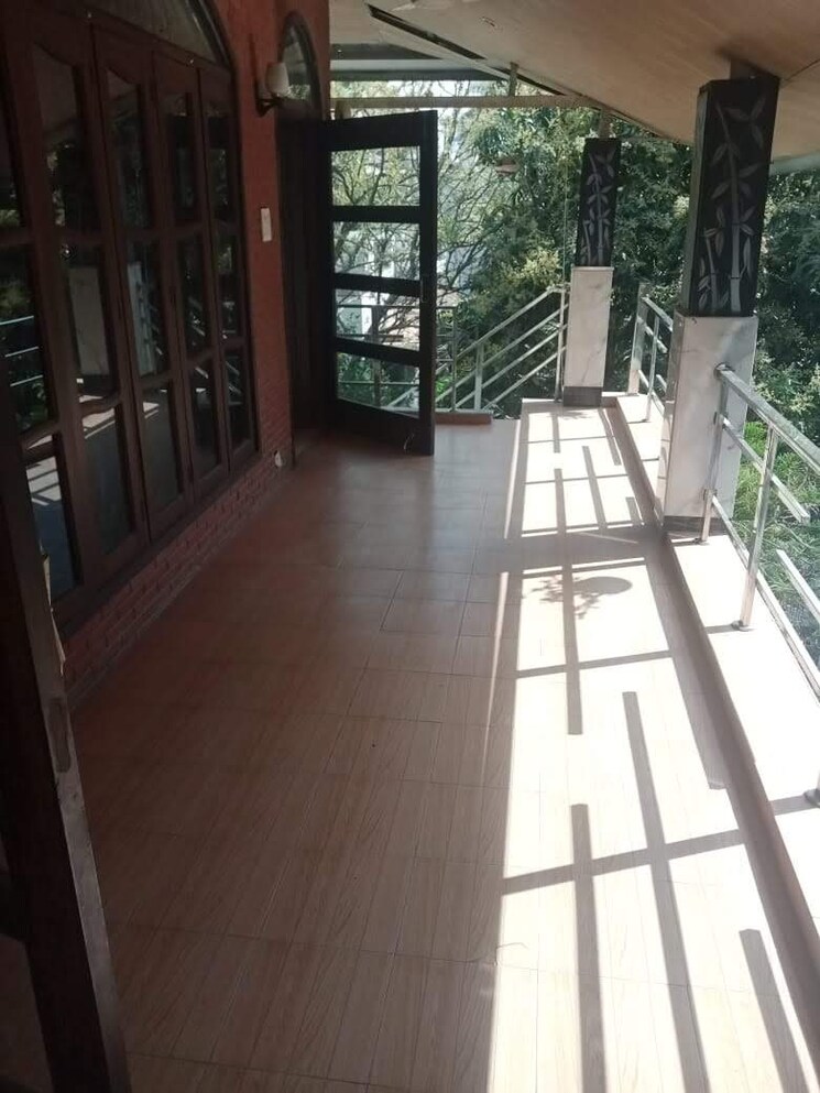 Balcony, mohit nagar 3 Bedroom 3400 Sq.Ft. Independent House In Mohit Nagar Dehradun 9478700