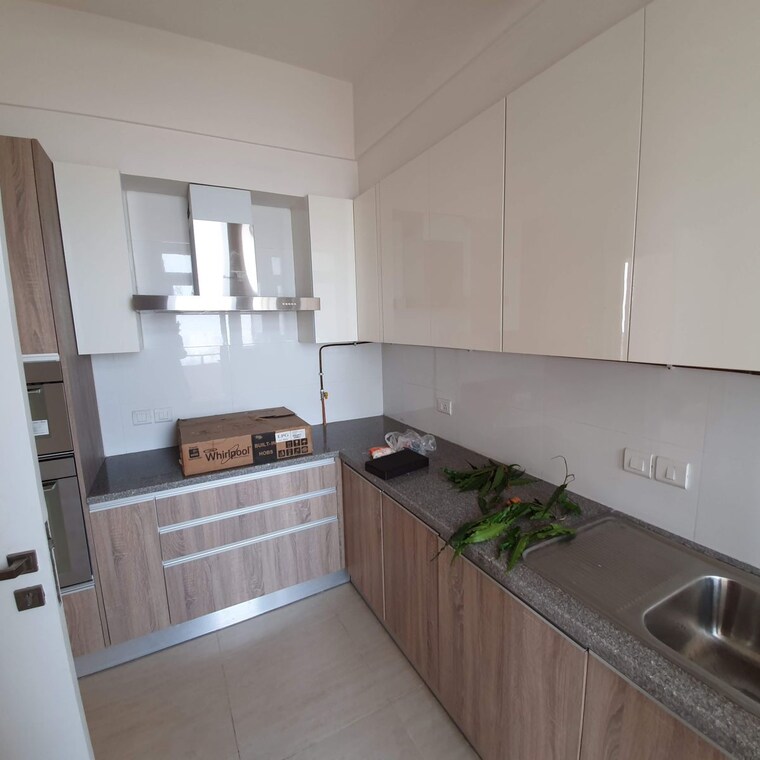 Kitchen, dlf-the-primus 3 Bedroom 1818 Sq.Ft. Apartment In Sector 82a Gurgaon 9478701