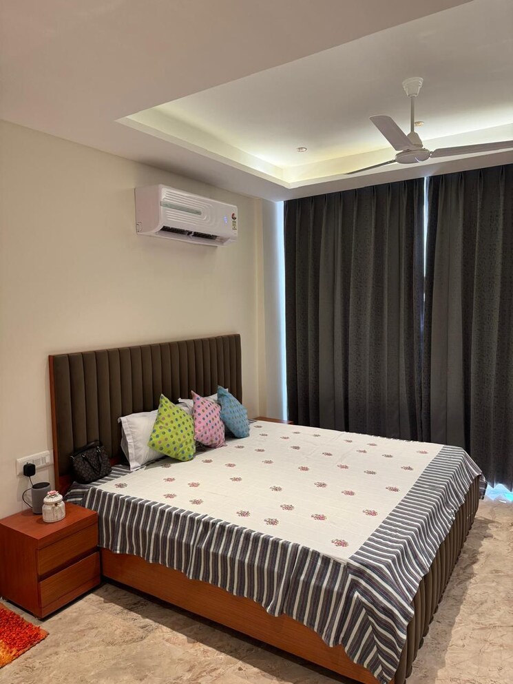 Bedroom, metro-trade-center 3 Bedroom 2078 Sq.Ft. Apartment In Vip Road Zirakpur 9478727