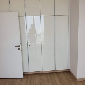 Room in 3 BHK Apartment at DLF The Primus, Sector 82a – for Rent