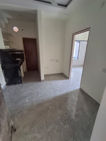 Room in 1 BHK Apartment at Kondapur – for Rent