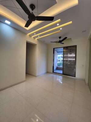 Room in 2 BHK Apartment at Kalpataru Immensa B, Kolshet Road – for Rent