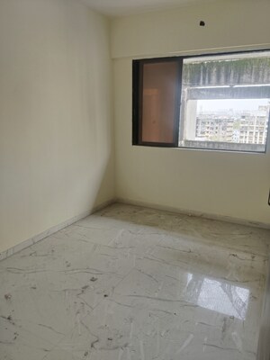 Room in 1 BHK Apartment at Baba Vihar, Kurla – for Sale