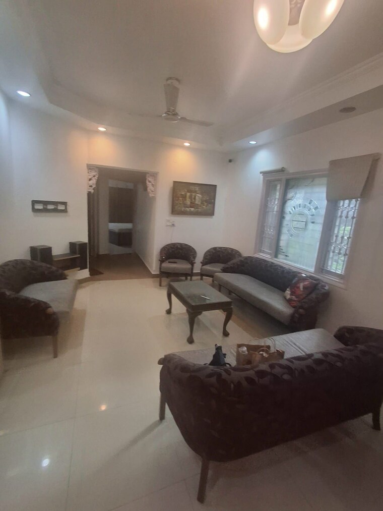 Living Room, rwa-hauz-khas-block-c-5 3.5 Bedroom 1500 Sq.Ft. Builder Floor In Hauz Khas Delhi 9478808