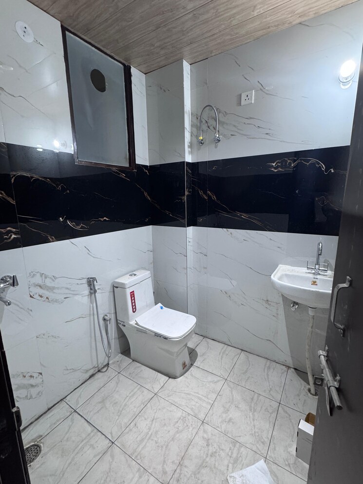 Master Bedroom, housing-board-colony-sector-51 1 RK 552 Sq.Ft. Builder Floor In Sector 51 Gurgaon 9478852