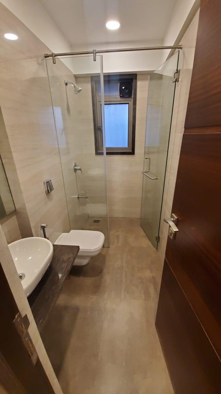 Bathroom, vaswani-36-ab-anand-bhavan 2 Bedroom 765 Sq.Ft. Apartment In Bandra West Mumbai 9478868