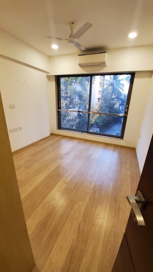 Room in 2 BHK Apartment at Vaswani 36 AB Anand Bhavan, Bandra West – for Sale