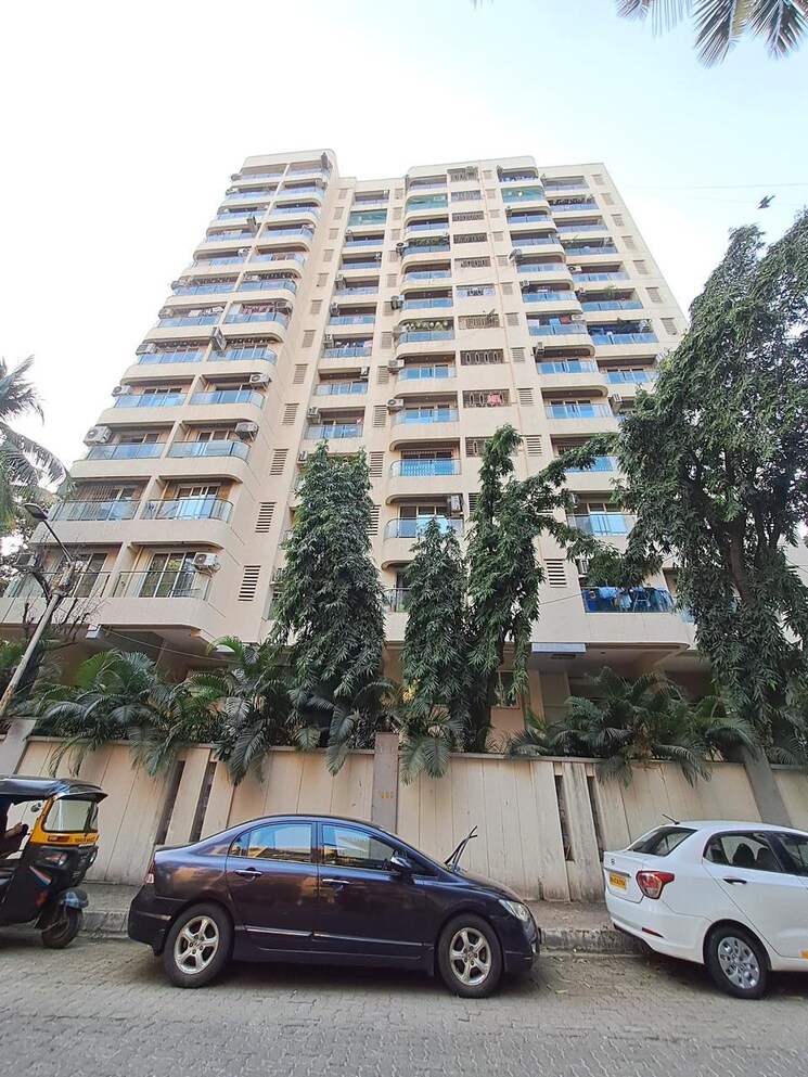 Exterior View, juhu 3 Bedroom 1200 Sq.Ft. Apartment In Juhu Mumbai 9478892