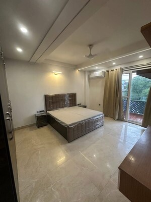 Living Room in 3 BHK Builder Floor at Sushant Lok 2, Sector 57 – for Rent