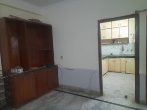 Room in 2 BHK Builder Floor at Mehrauli – for Rent