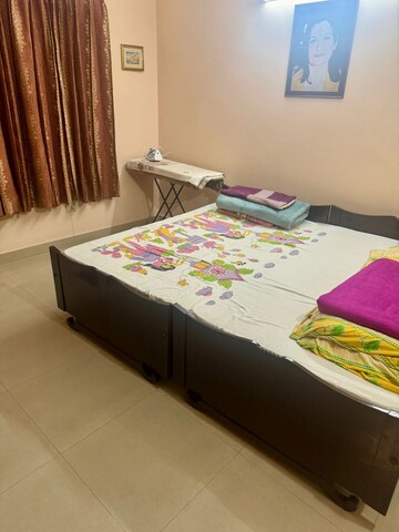 Bedroom in 2 BHK Builder Floor at Unitech South City II, Sector 50 – for Rent