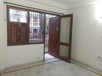 2 BHK + Pooja Room 1000 Sq.Ft. Builder Floor in SS Mayfield Gardens