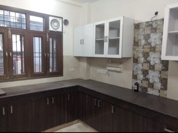 Kitchen in 2 BHK Builder Floor at SS Mayfield Gardens, Sector 51 – for Rent