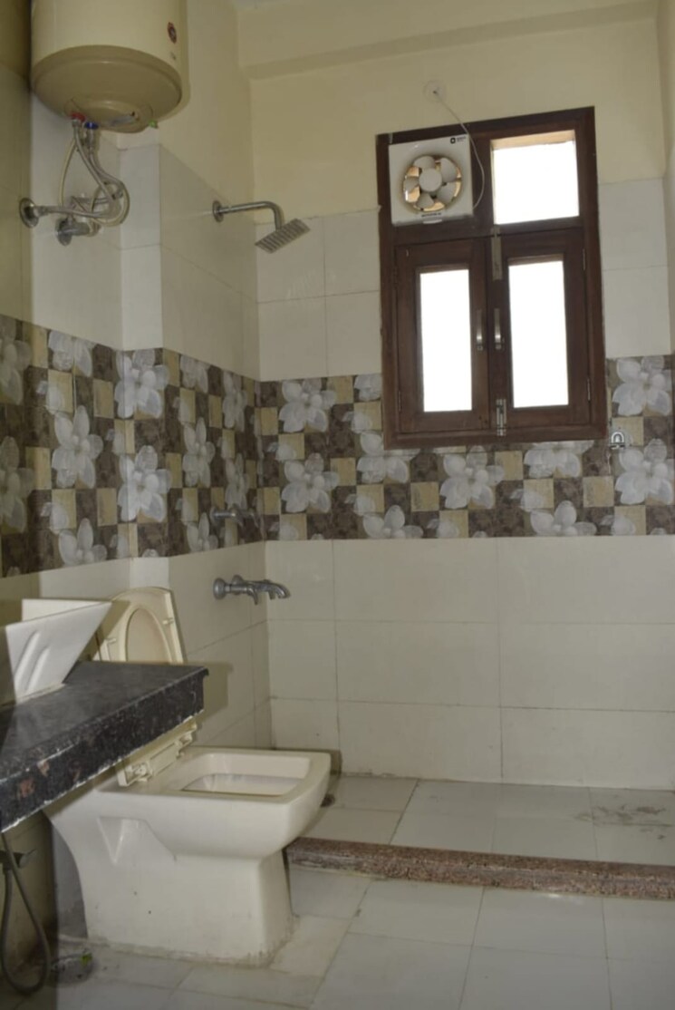 Master Bedroom, ss-mayfield-gardens 2 Bedroom 1000 Sq.Ft. Builder Floor In Sector 51 Gurgaon 9478902