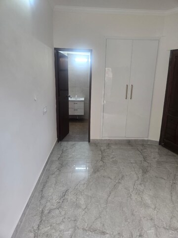 Room in 3 BHK Apartment at Mansa Devi – for Sale