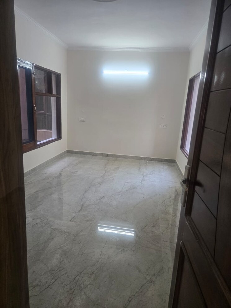Room, mansa devi 3 Bedroom 1300 Sq.Ft. Apartment In Mansa Devi Panchkula 9478908