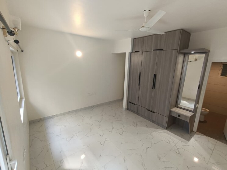 Room, sns-premnivas 3 Bedroom 1850 Sq.Ft. Apartment In Infantry Road Bangalore 9478909