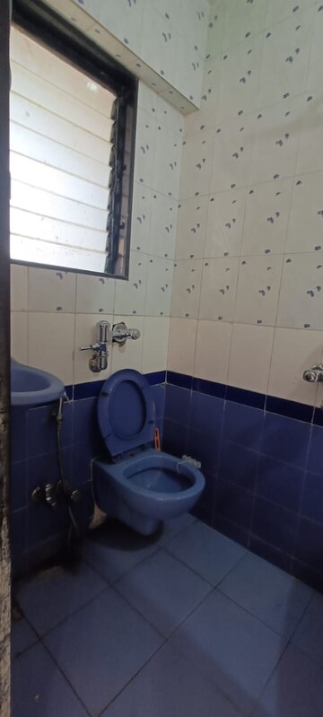 2 BHK Apartment For Rent in Mahindra Park, Ghatkopar West