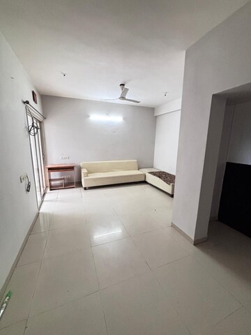 Living Room in 2 BHK Apartment at Makarba – for Rent