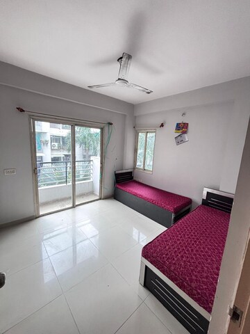 2 BHK Apartment For Rent in Makarba