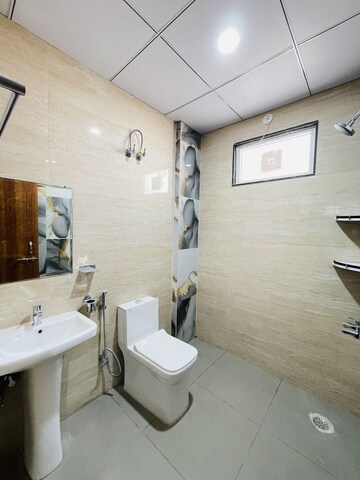 Master Bedroom in 1 RK Builder Floor at Palam Vihar – for Rent