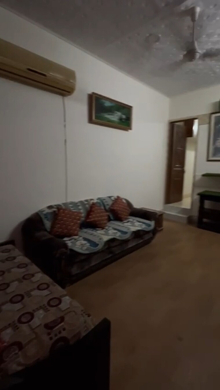 Bedroom, saket 4 Bedroom 500 Sq.Yd. Independent House In Saket Delhi 9478978