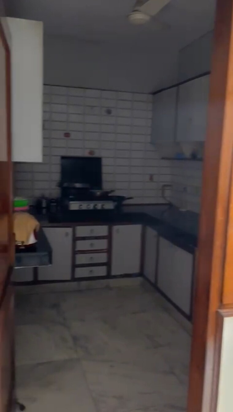 undefined, malviya nagar 2 Bedroom 600 Sq.Ft. Builder Floor In Malviya Nagar Delhi 9478984