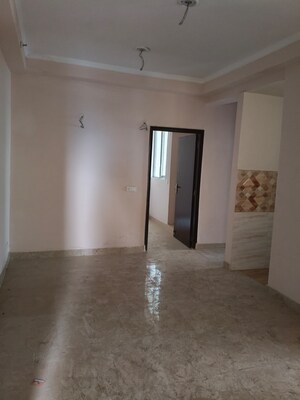 Room in 2 BHK Apartment at Noida Extension – for Rent