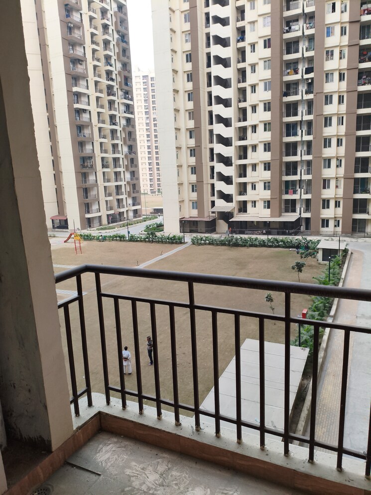 Balcony, noida extension 2 Bedroom 750 Sq.Ft. Apartment In Noida Extension Greater Noida 9479014