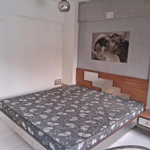 Bedroom in 2 BHK Apartment at Gurukripa CHS Dadar West, Juwekar Wadi – for Rent