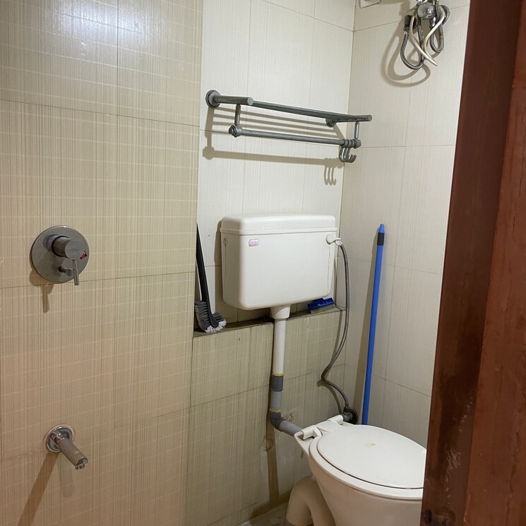 Bathroom, kailash-complex-bhandup-west 1 Bedroom 450 Sq.Ft. Apartment In Valmik Nagar Mumbai 9479009