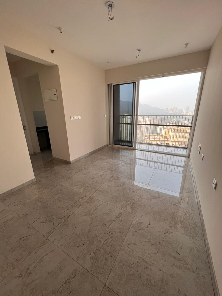 Room, tata-serein 1 Bedroom 474 Sq.Ft. Apartment In Pokhran Road No Two Thane 9479024