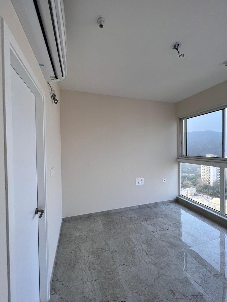 Room, tata-serein 1 Bedroom 474 Sq.Ft. Apartment In Pokhran Road No Two Thane 9479024