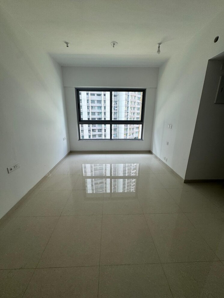 Room, kalpataru-immensa 2 Bedroom 637 Sq.Ft. Apartment In Kolshet Road Thane 9479025