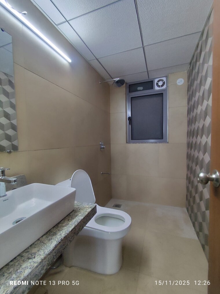 Bathroom, kalpataru-immensa 2 Bedroom 808 Sq.Ft. Apartment In Kolshet Road Thane 9479026