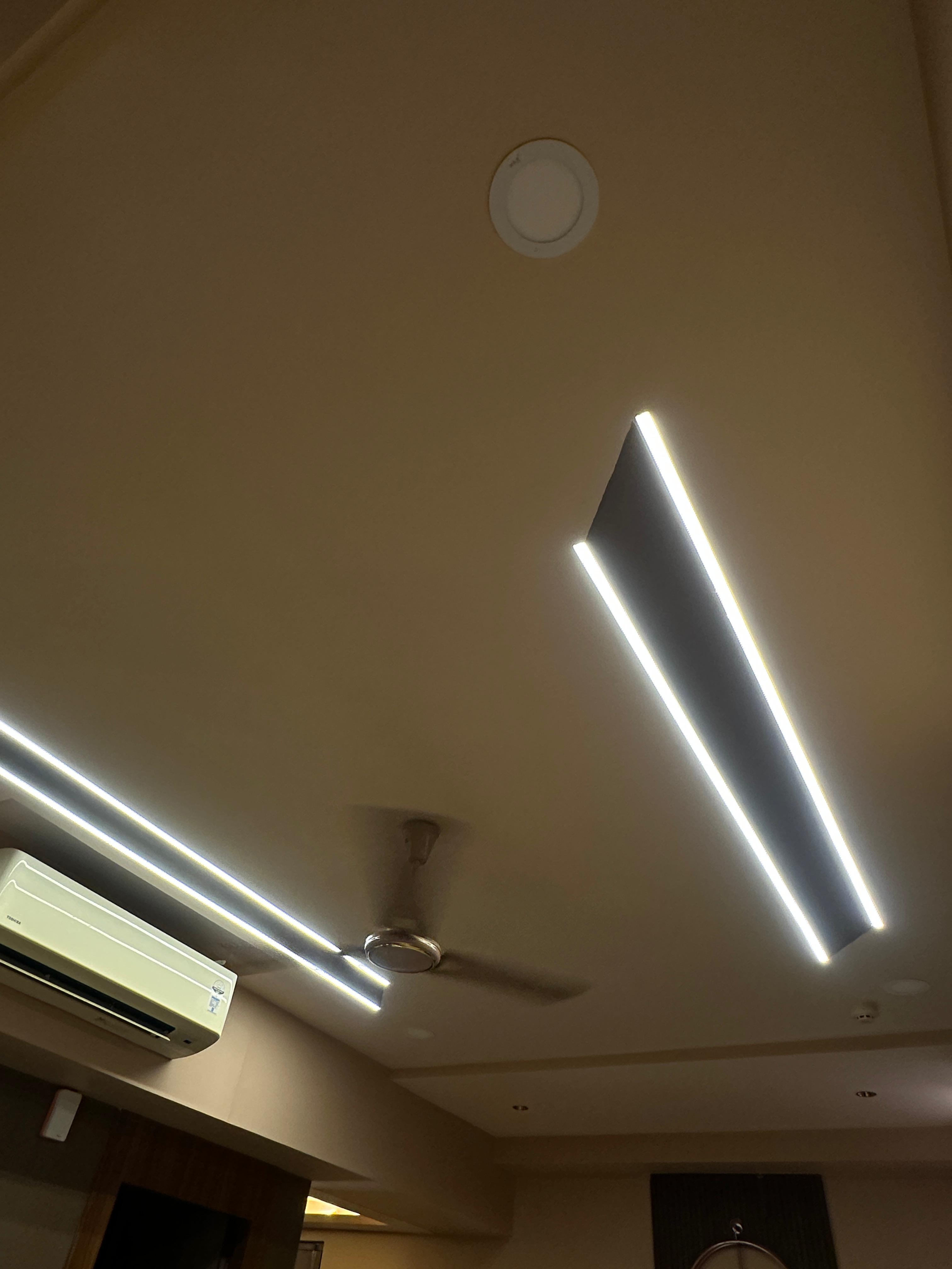 3 BHK + Servant Room Apartment For Sale in Salarpuria Luxuria Heights