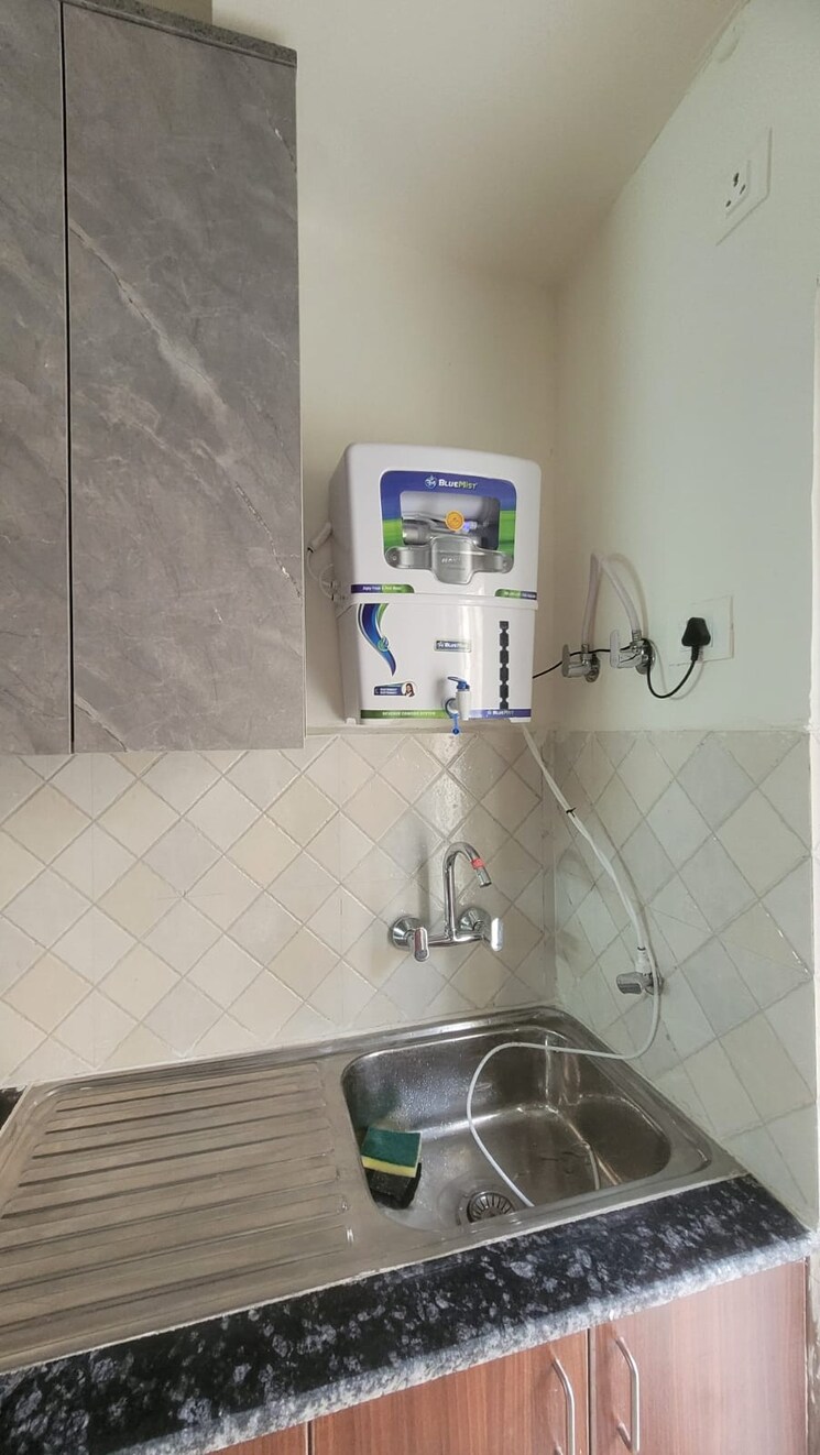 Bathroom, gaur-city-2 2 Bedroom 1235 Sq.Ft. Apartment In Gaur City 2 Greater Noida 9479050