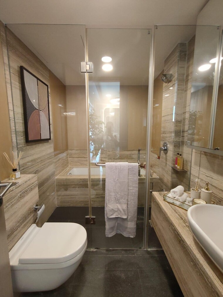 Bathroom, lodha-aura 4 Bedroom 1468 Sq.Ft. Apartment In Wadala Mumbai 9479053