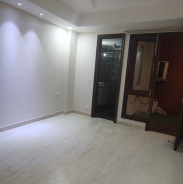 Room in 3 BHK Builder Floor at Shivalik Colony – for Rent