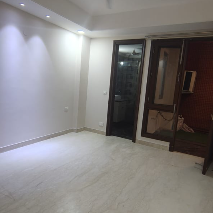 Room, shivalik colony 3 Bedroom 1800 Sq.Ft. Builder Floor In Shivalik Colony Delhi 9479059