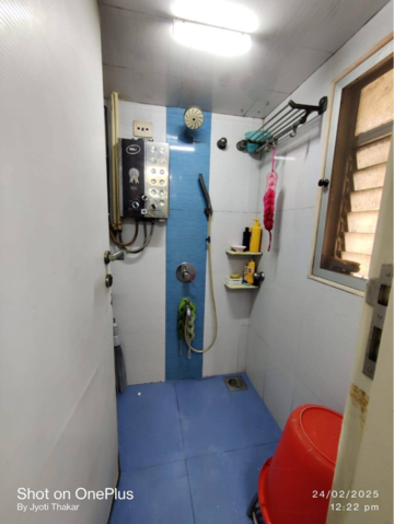 Furnished Amenities in 1 BHK Apartment at Kesari CHS Dahisar, Shakti Nagar – for Sale