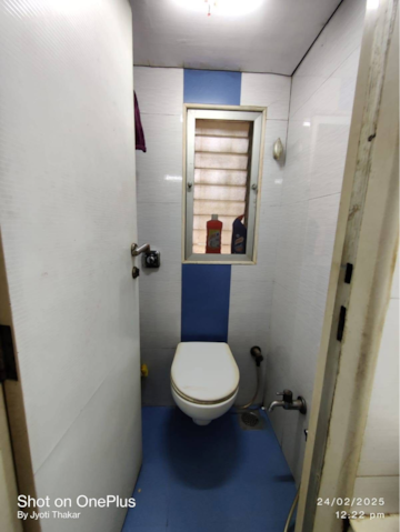 Bathroom in 1 BHK Apartment at Kesari CHS Dahisar, Shakti Nagar – for Sale